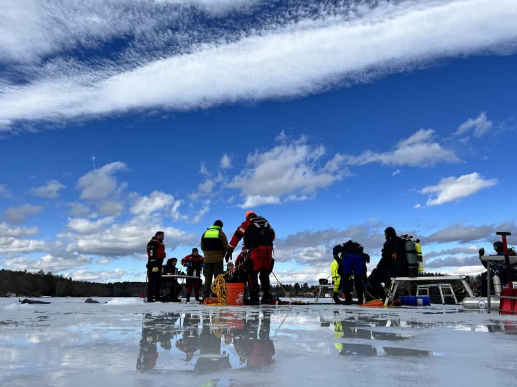 Image of northeast public safety divers certifying ice divers